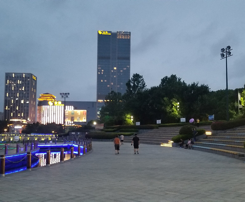 道（dào）路（lù）照明