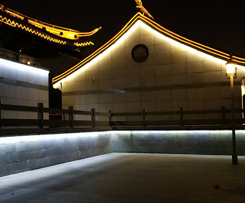 鹽（yán）鎮水街